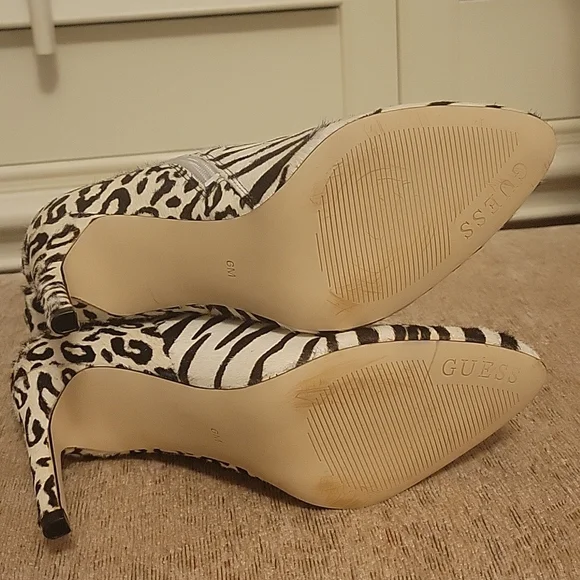 Guess Calf Skin Ankle Booties .Size 6 🔥🆕 - Picture 7 of 8